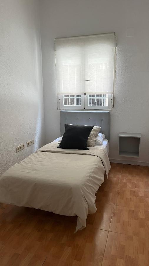Piso En Valdeacederas Apartamento Madri Exterior foto